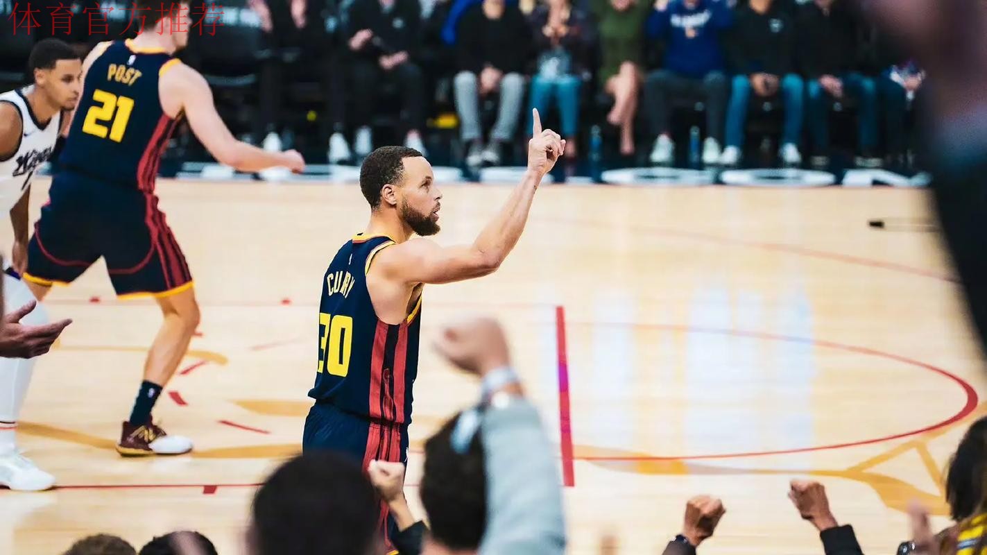 回暖!杰克逊次节连中2记三分,此前近5场比赛三分13中0 回暖!杰克逊次节连中2记三分,此前近5场比赛三分13中0